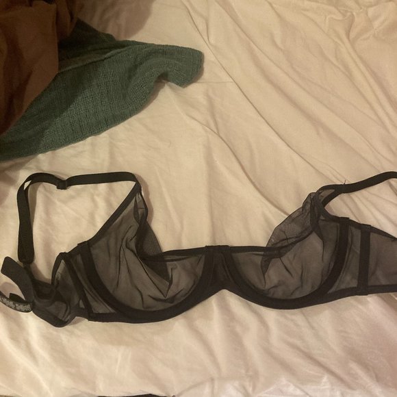 Skims Ultra Fine Mesh Scoop Bra 32DD - Picture 3 of 6